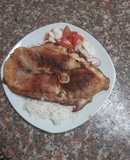 Chuleta Frita con Ensalada