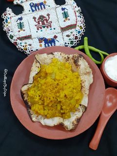 દૂધી ખીચડી (Gourd khichdi recipe in Gujarati) રેસીપી મુખ્ય ફોટો