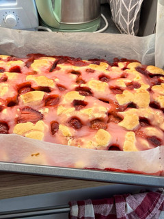 Epres pudingos piskóta recept fotója