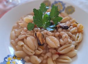 Foto di Gnocchetti sardi con fagioli e cozze