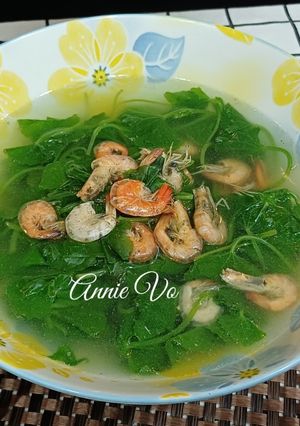 Hình của món Canh rau má nấu tép đồng.