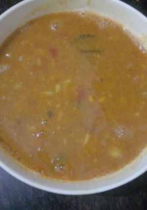 तुवर दाल सांबर (tuvar dal sambar recipe in Hindi) रेसिपी मुख्य फोटो