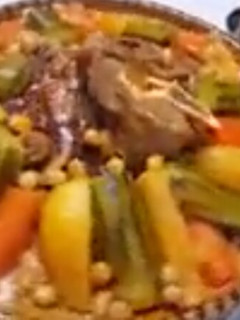 صورة لوصفة كسكس جزائري بكل مراحله