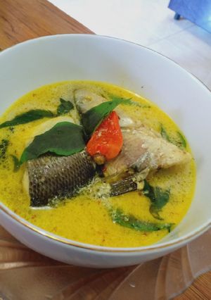 Foto resep Bandeng Santan Kemangi