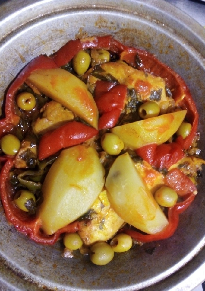 Una foto de Tajine de merluza