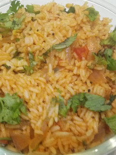 தக்காளி சாதம்🍅🍚 செய்முறை முக்கிய புகைப்படம்