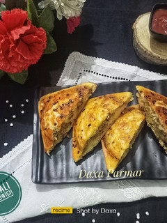 ફરાળી સેન્ડવીચ (Farali Sandwich Recipe in Gujarati) રેસીપી મુખ્ય ફોટો