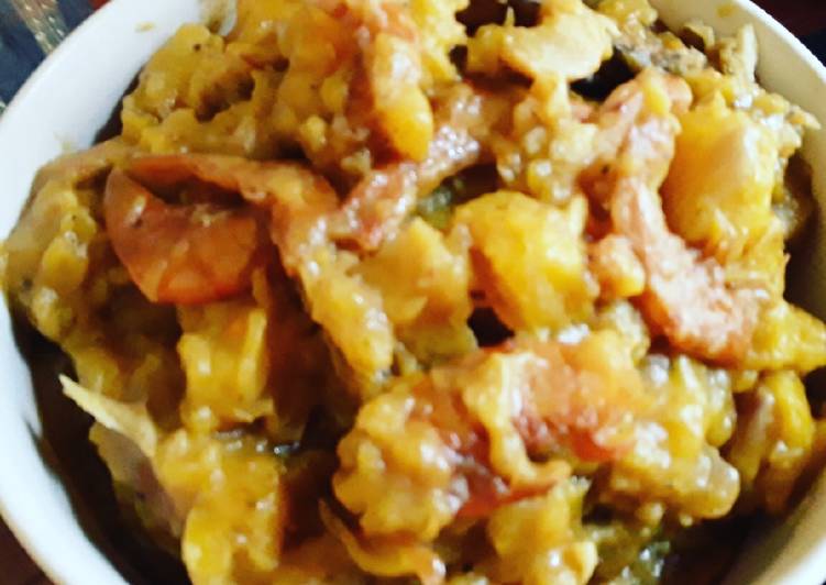 Simple Way to Make Homemade Ukom Isip (Coconut cream and seafood plantain Pottage)