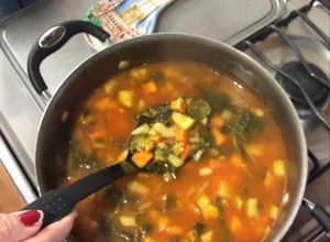 Una foto de Sopa de verduras