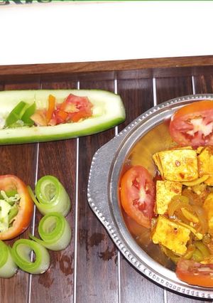 કડાઈ તોફુ (Kadai Tofu Recipe In Gujarati) રેસીપી મુખ્ય ફોટો