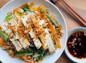 Hình của món 🌱 Bún Gạo Trộn Chay.