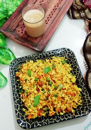 मुरमुरा पोहा (Murmura poha recipe in Hindi) रेसिपी मुख्य फोटो