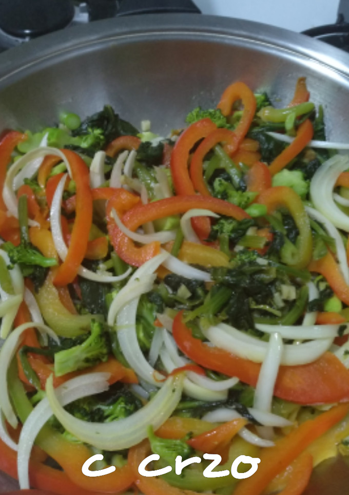 Una foto de Salteado de verduras