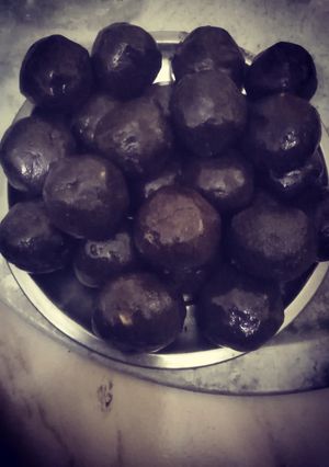 கேழ்வரகு (ராகி) லட்டு (Kelvaraku laddu recipe in tamil) செய்முறை முக்கிய புகைப்படம்
