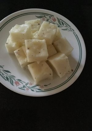 A picture of Pala Billalu (Milk with arrowroot powder Barfi).