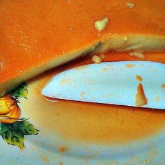 A picture of caramel pudding.