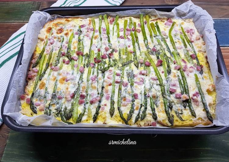 How to Prepare Premiato Torta salata ASPARAGI SU UN LETTO DI PANE 🍞🌱