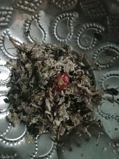 வாழைப்பூ முருங்கைக்கீரை பொரியல்(valaipoo murungai keerai poriyal recipe in tamil) செய்முறை முக்கிய புகைப்படம்
