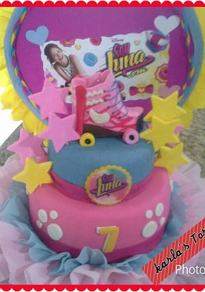 Una foto de Torta soy luna