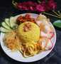 Langkah Gampang Menyiapkan Resep  Nasi Kuning Rice cooker Gurih Simple yang Bikin Ngiler, Lezat