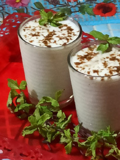 मिंट मसाला छाछ (mint masala chach recipe in Hindi) रेसिपी मुख्य फोटो