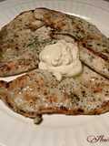 Filetes de pechuga de pollo, a la plancha con ajo y perejil