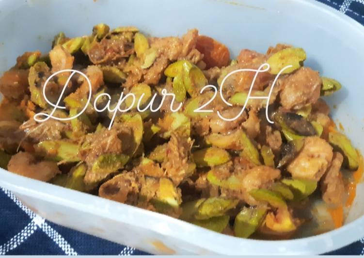 Langkah Mudah untuk Membuat Sambal udang pete, Lezat