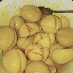 A picture of Lemon Pickle.