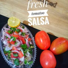 A picture of Fresh tomato salsa.