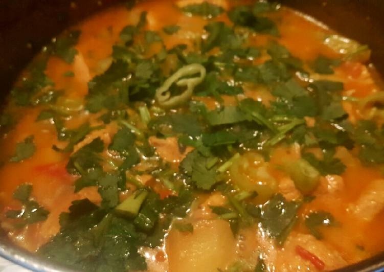 Pickle chicken and Potato curry (Aloo Gosht Salan)🙄
