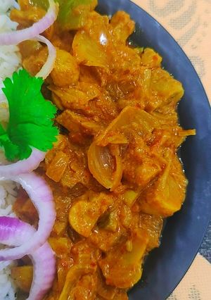 A picture of Mushroom do pyaza 🍄.