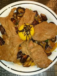 牛肉蓋飯 的食譜成品照片