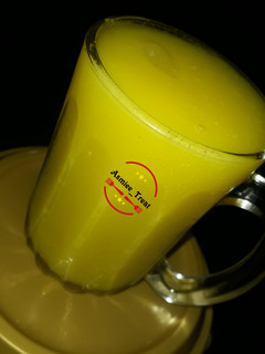 A picture of Natural mango juice.