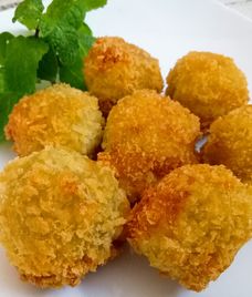 khoai lang chiên bằng máy chiên không dầu