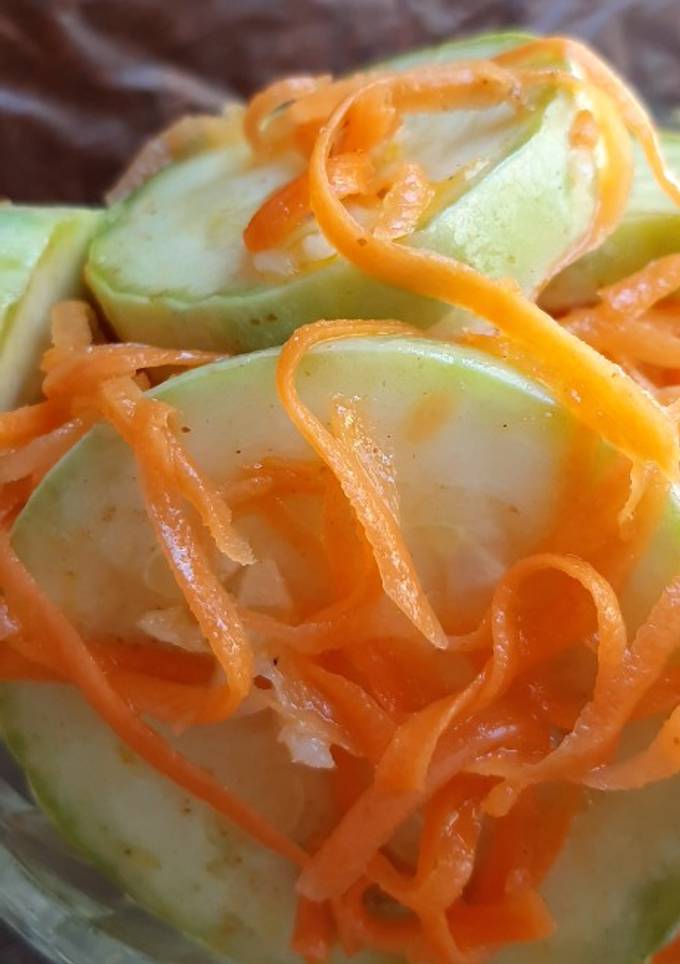 Кабачки с морковью по-корейски 🥕🥒🥢