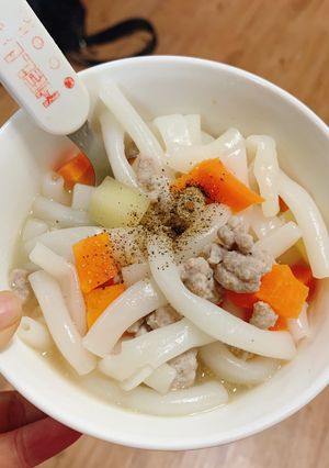 Hình của món Nui thịt heo băm cà rốt.