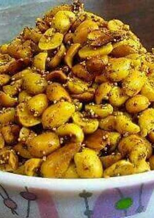 A picture of Masala peanuts.