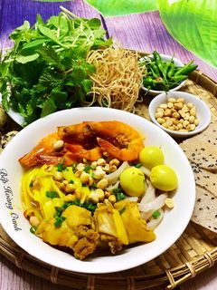 Hình của món Mì Quảng.