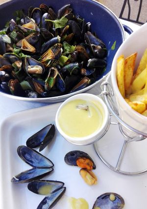 Una foto de Mejillones al vino blanco