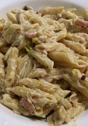 Una foto de Macarrones carbonara con salsa de setas