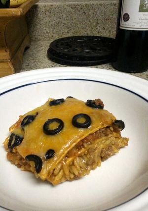 A picture of enchilada lasagna.