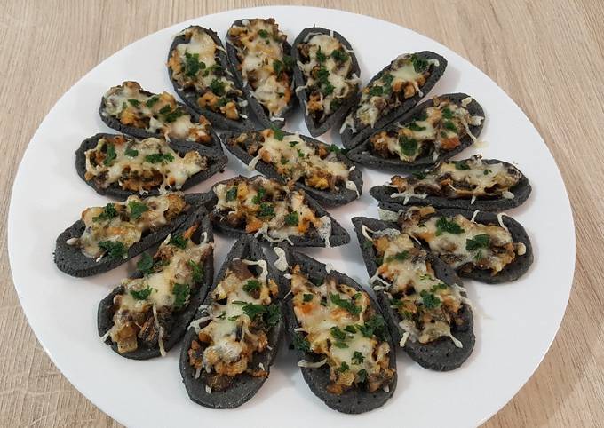 Moules à croquer farcies aux champignons et gratinés