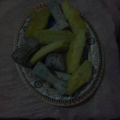 A picture of Sweet potatoes and arrowroots.