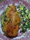 Suprema rellena de espinaca y queso, revuelto de verdeo