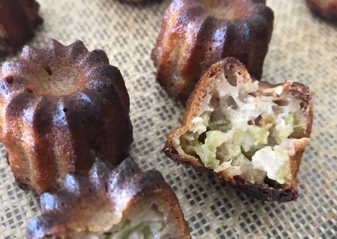 Mini cannelés à la rhubarbe