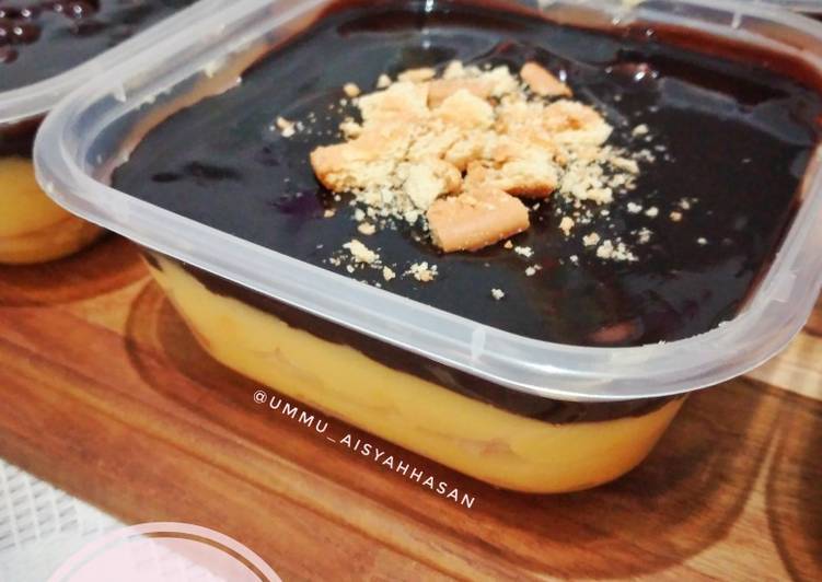 Eclair cake