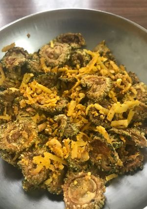 A picture of Crispy karela fry.