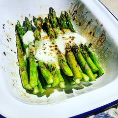 Lemon & thyme roasted asparagus A picture of Lemon & thyme roasted asparagus.