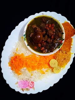 عکسی از دستور قرمه سبزی با کرفس