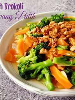 Foto resep Cah Brokoli Bawang Putih (dan TIPS Brokoli Berwarna Hijau)